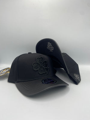 1Iron Trendy Lucky Black | SPACE CAPS
